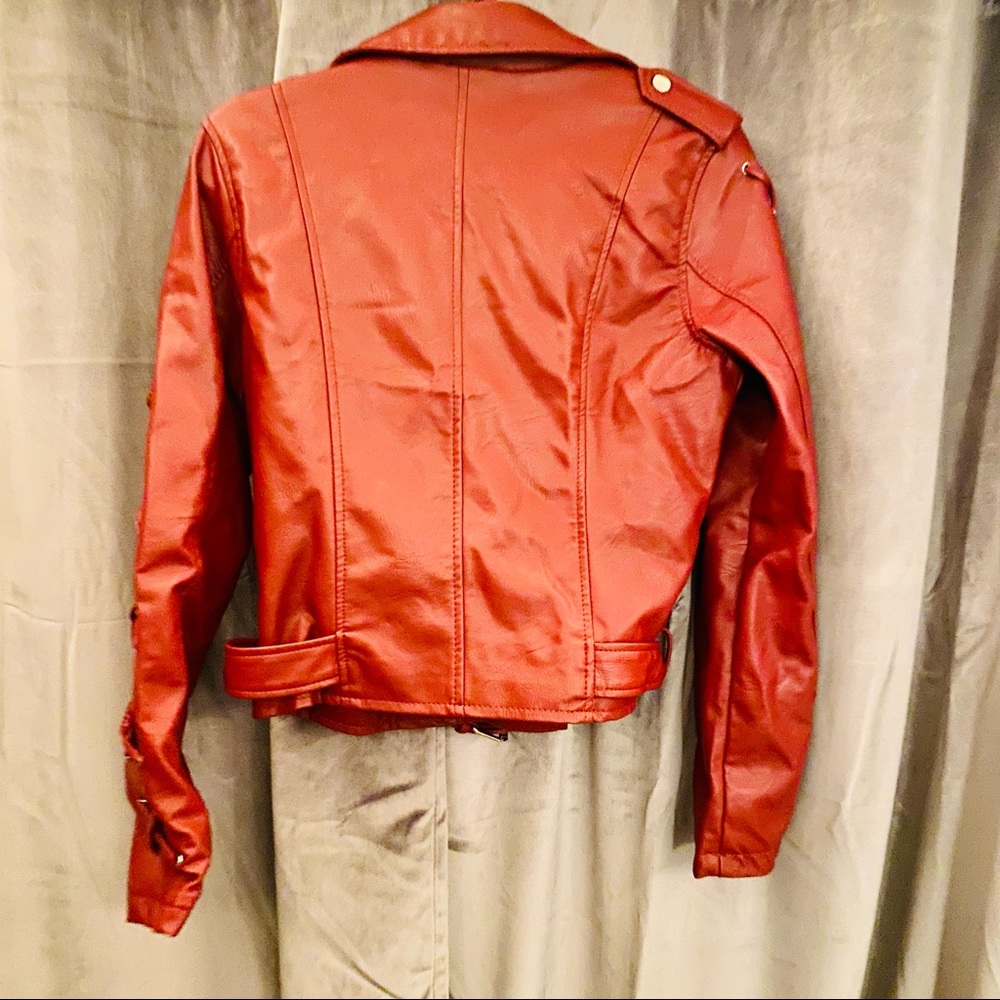 Red leather jacket - Picture 4 of 6